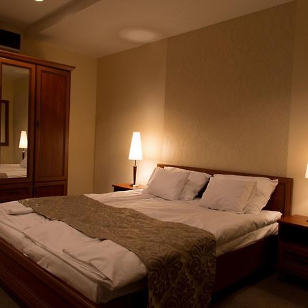 Hotel Brill Орошхаза Номер фото