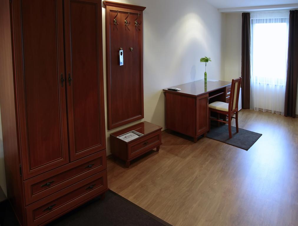 Hotel Brill Орошхаза Номер фото